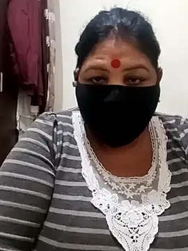 Snapshot of Shoni__ chatting on 10, 12, 2024 Shoni online show from 10, 12, 2024