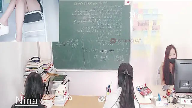 Snapshot of _Math_ chatting on 1, 2, 2026 Math online show from 1, 2, 2026