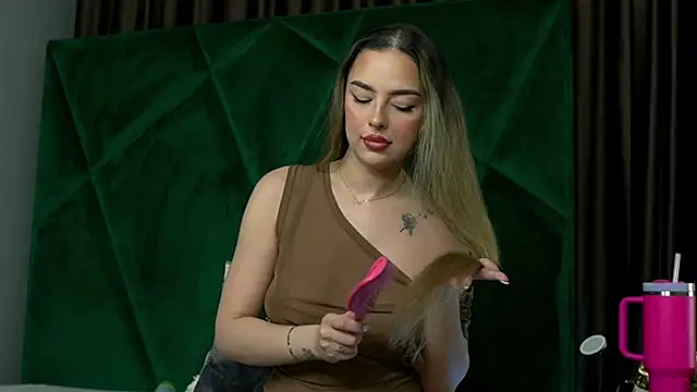 ScarletColes online show from 20, 2, 2026