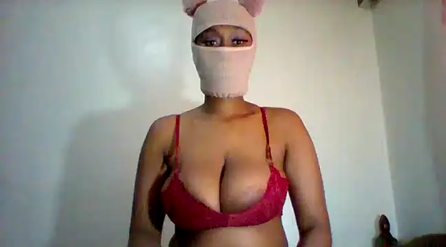 Snapshot of THUEBA17 chatting on 31, 1, 2025 THUEBA17 online show from 31, 1, 2025