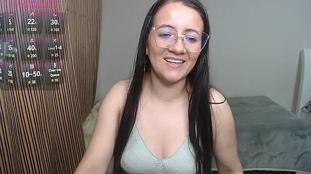 Snapshot of Dayanna_Smitt chatting on 1, 10, 2025 Dayanna Smitt online show from 1, 10, 2025