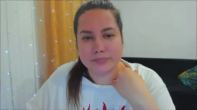  madalexa  online show from 5, 11, 2025