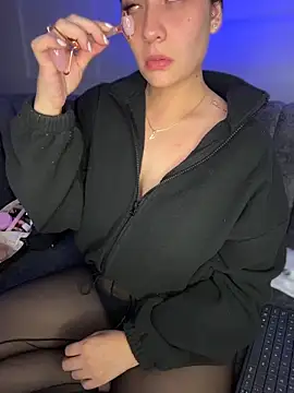 GabriellaFerrer online show from 31, 10, 2025