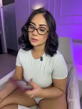 GabriellaFerrer online show from 5, 6, 2026