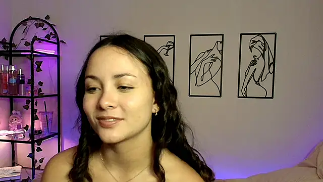 Megan Rodrigo online show from 10, 10, 2025