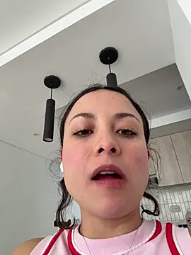 Megan Rodrigo online show from 16, 7, 2026