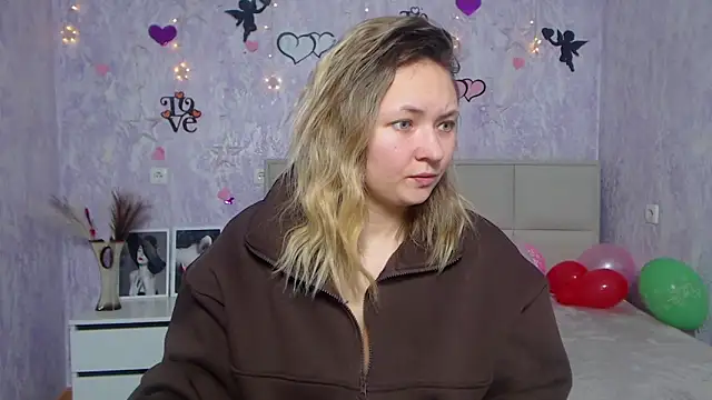 SallyVerda online show from 3, 2, 2025