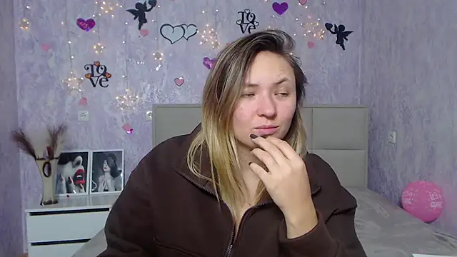 SallyVerda online show from 7, 2, 2025