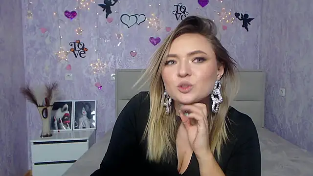 SallyVerda online show from 9, 2, 2025