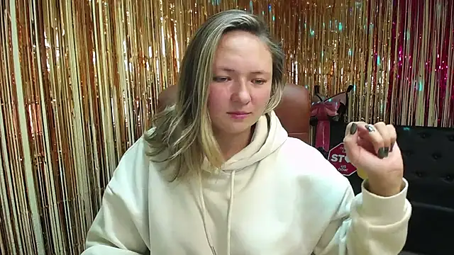 SallyVerda online show from 12, 10, 2025