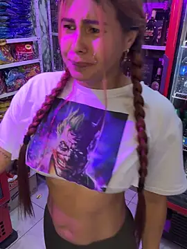 Amber Martins  online show from 19, 2, 2025