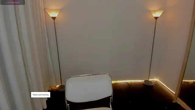 Dayanna tecca online show from 22, 3, 2026