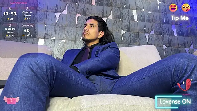 Tom blunt96 online show from 28, 2, 2025