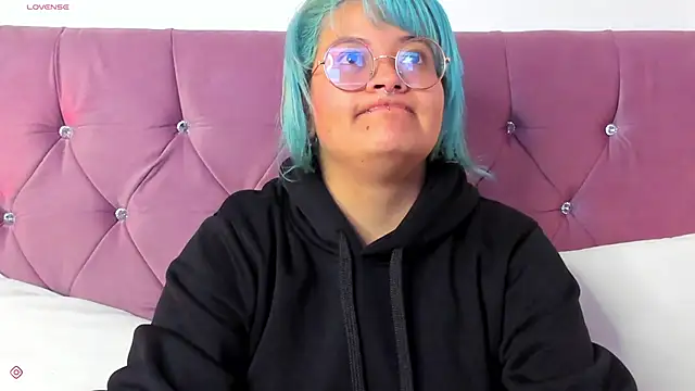 lucky-leah online show from 6, 3, 2025