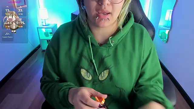 lucky-leah online show from 22, 10, 2025