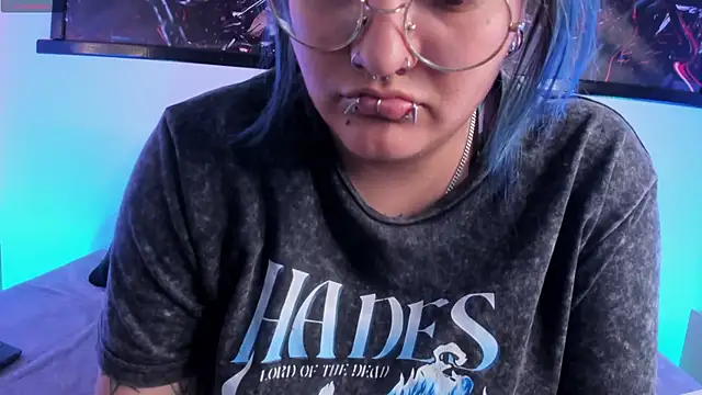 Snapshot of lucky-leah chatting on 3, 5, 2026 lucky-leah online show from 3, 5, 2026