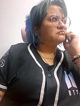 Snapshot of lucky-leah chatting on 16, 5, 2026 lucky-leah online show from 16, 5, 2026