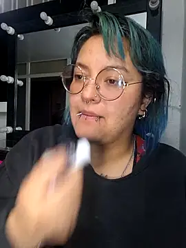 Snapshot of lucky-leah chatting on 23, 5, 2026 lucky-leah online show from 23, 5, 2026
