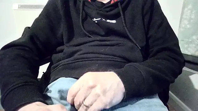 hornyguyuk1973 online show from 9, 4, 2026