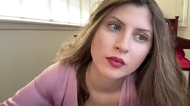 YUMIandbigWOLF online show from 4, 2, 2026