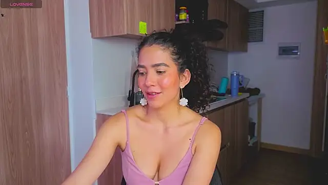 Snapshot of arteverena chatting on 19, 5, 2026 arteverena online show from 19, 5, 2026