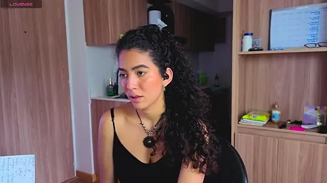 Snapshot of arteverena chatting on 26, 5, 2026 arteverena online show from 26, 5, 2026