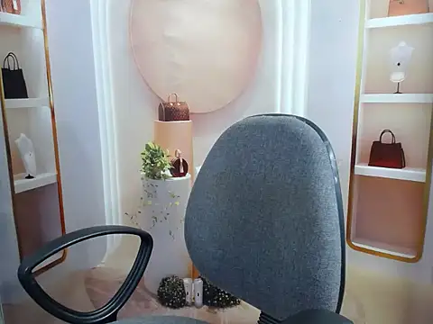 Love bug15 online show from 4, 2, 2026