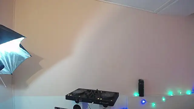 Isabella  dark online show from 12, 12, 2024