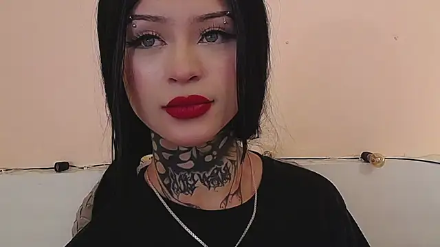 Isabella  dark online show from 21, 12, 2024