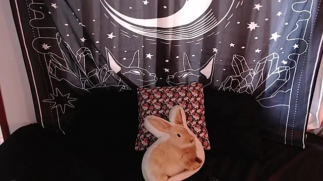 Isabella  dark online show from 3, 1, 2025