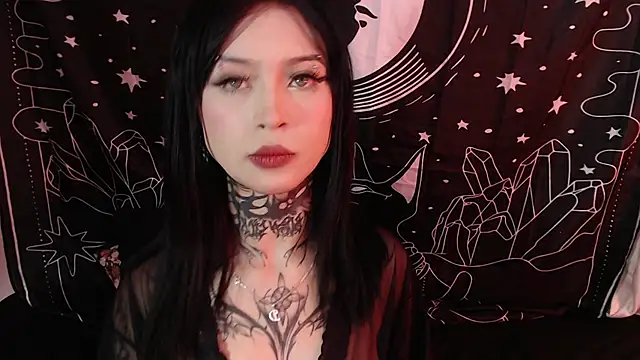 Isabella  dark online show from 5, 1, 2025