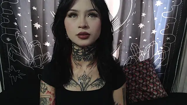 Isabella  dark online show from 16, 1, 2025