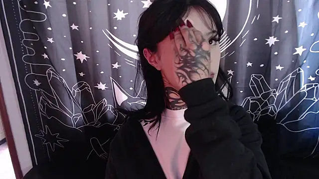 Isabella  dark online show from 23, 1, 2025