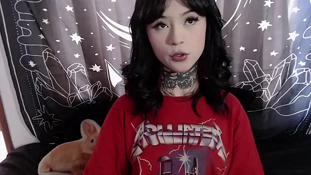 Isabella  dark online show from 24, 1, 2025