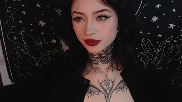 Isabella  dark online show from 29, 1, 2025