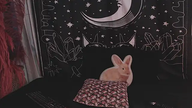 Isabella  dark online show from 29, 1, 2025