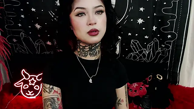 Isabella  dark online show from 11, 3, 2025