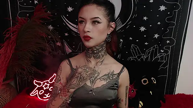 Isabella  dark online show from 15, 3, 2025