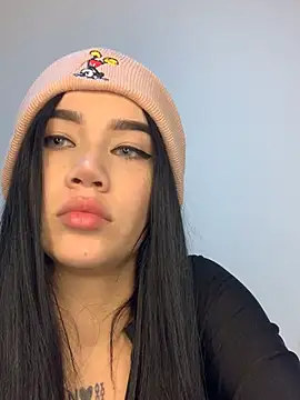 Ambar R0SSE online show from 4, 3, 2025