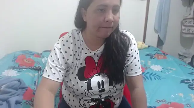 Snapshot of sonia__milk chatting on 13, 12, 2024 sonia milk online show from 13, 12, 2024