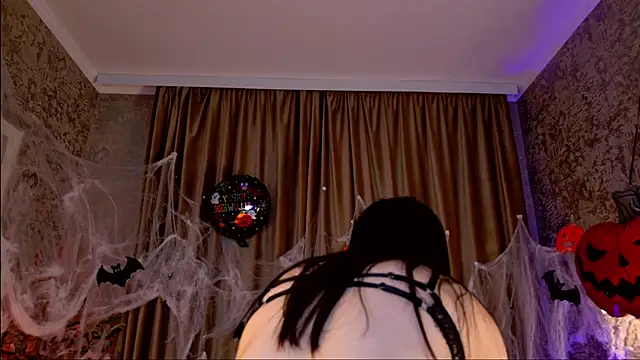 Snapshot of FreyaRaya chatting on 2, 11, 2025 FreyaRaya online show from 2, 11, 2025