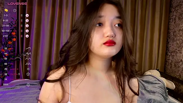 Snapshot of FreyaRaya chatting on 28, 11, 2025 FreyaRaya online show from 28, 11, 2025