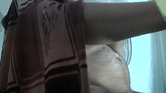 Snapshot of thekeys chatting on 24, 10, 2025 thekeys online show from 24, 10, 2025