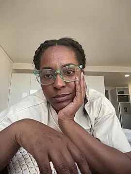Snapshot of evangeline_ch chatting on 24, 6, 2026 evangeline ch online show from 24, 6, 2026