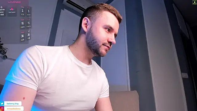 Snapshot of EnriqueBarberry chatting on 31, 1, 2025 EnriqueBarberry online show from 31, 1, 2025