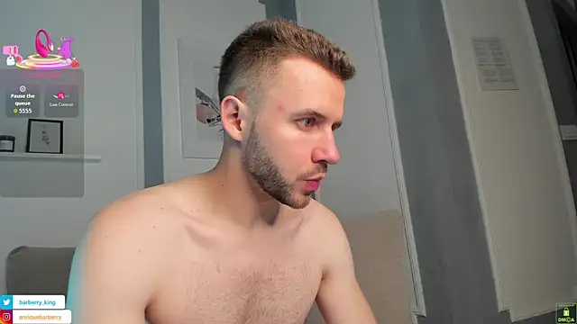 Snapshot of EnriqueBarberry chatting on 11, 10, 2025 EnriqueBarberry online show from 11, 10, 2025