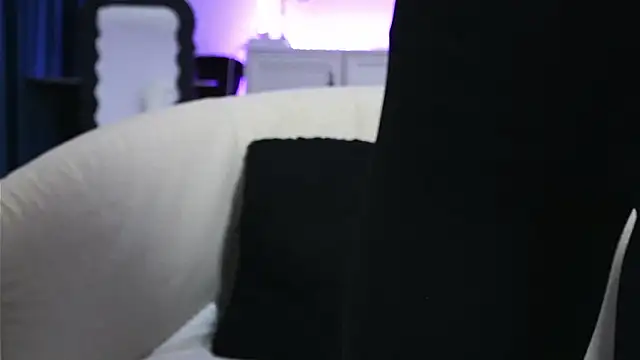 ivyleague  online show from 13, 2, 2026