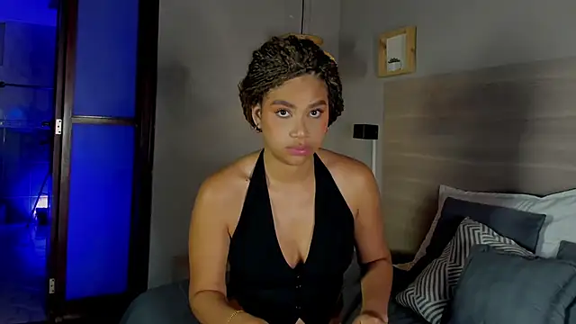 nayah   online show from 25, 9, 2025