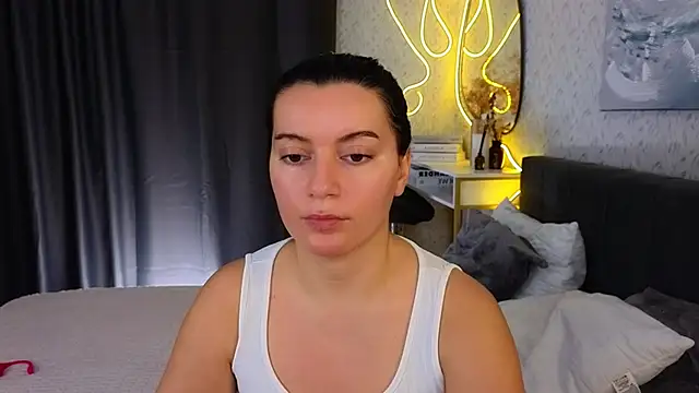 YourSweetDream  online show from 6, 2, 2025