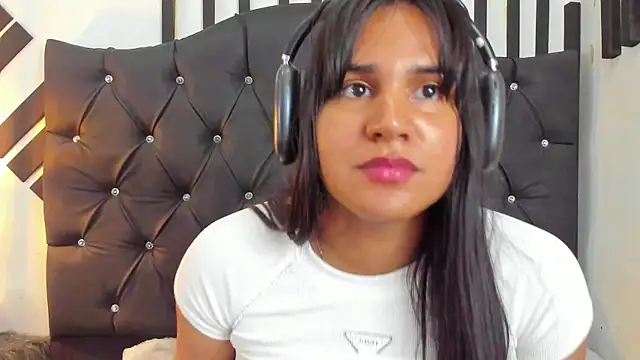 Snapshot of Kagome01 chatting on 11, 3, 2025 Kagome01 online show from 11, 3, 2025